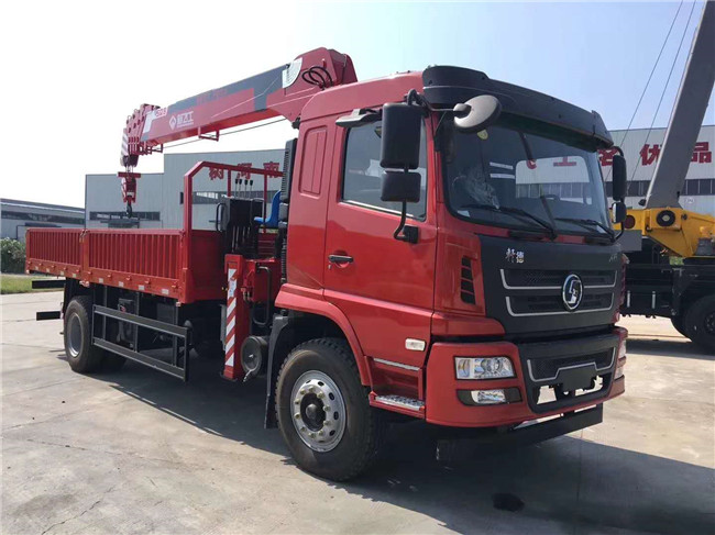 陜汽軒德單橋8噸隨車吊