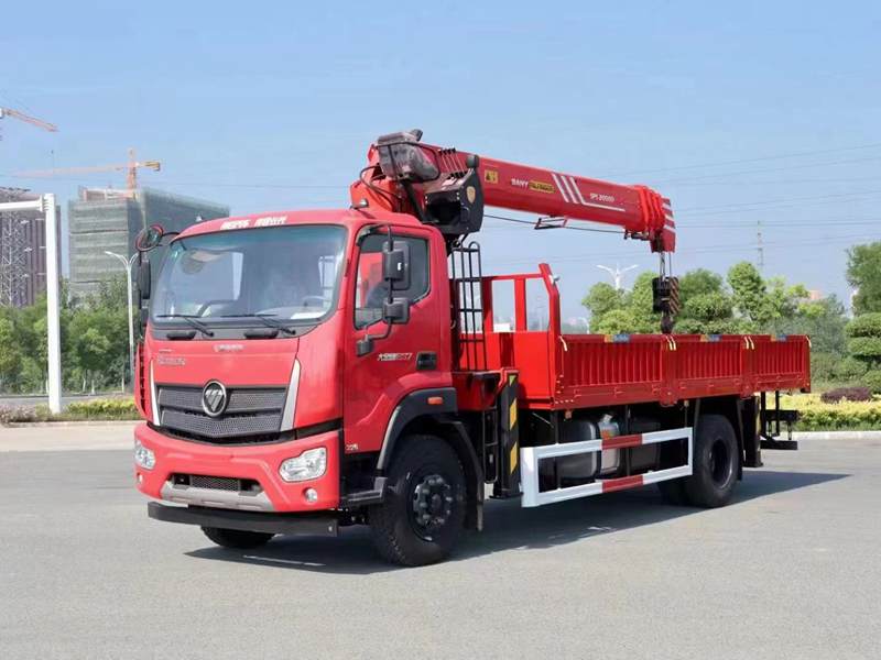 福田瑞沃單排隨車吊（廂長6.1米）